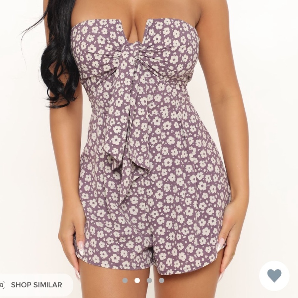 Super cute romper!! Flatters your bust for sure! BNWT